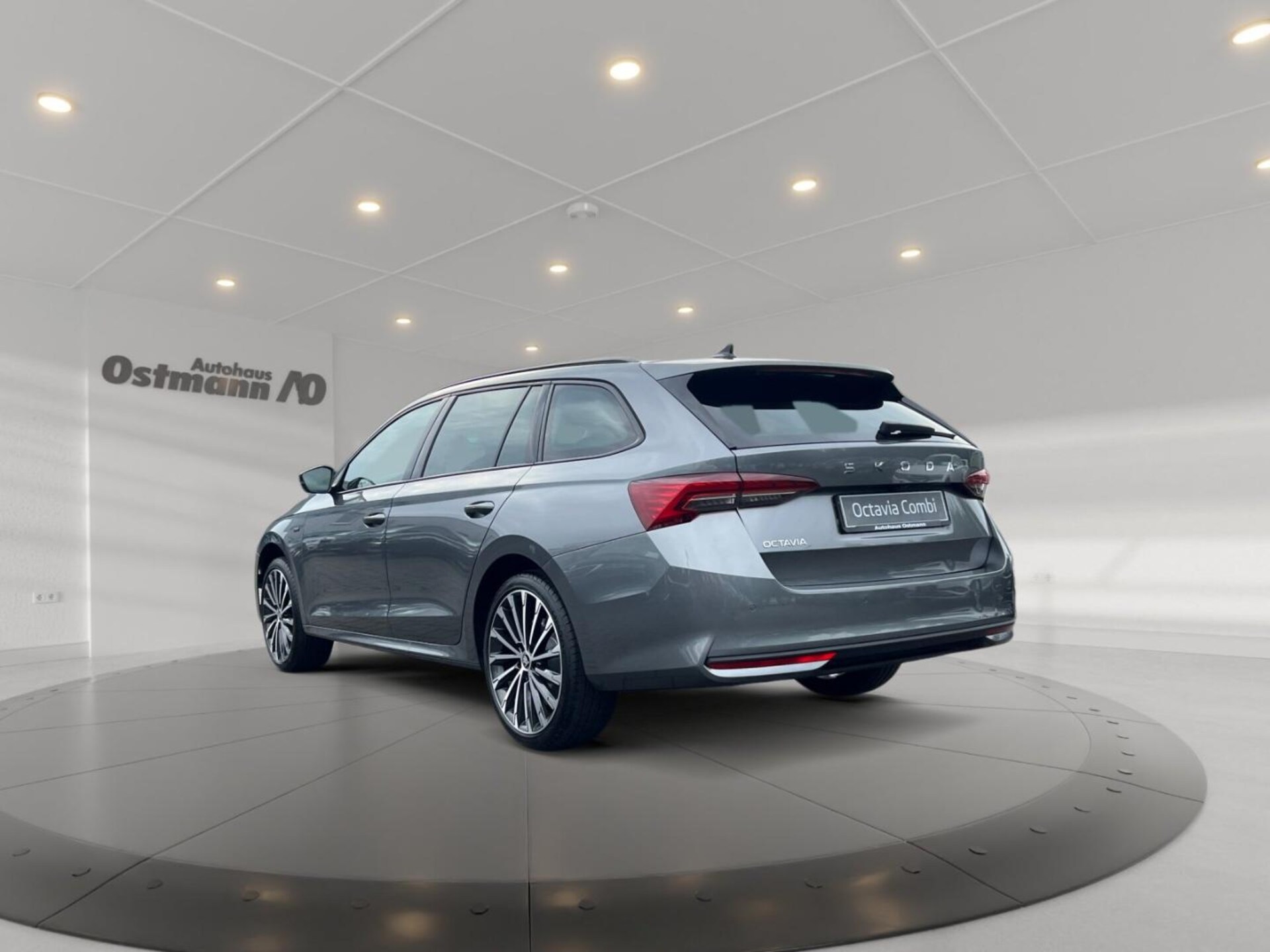 Skoda Octavia Combi Tour