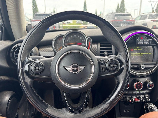 2018 MINI