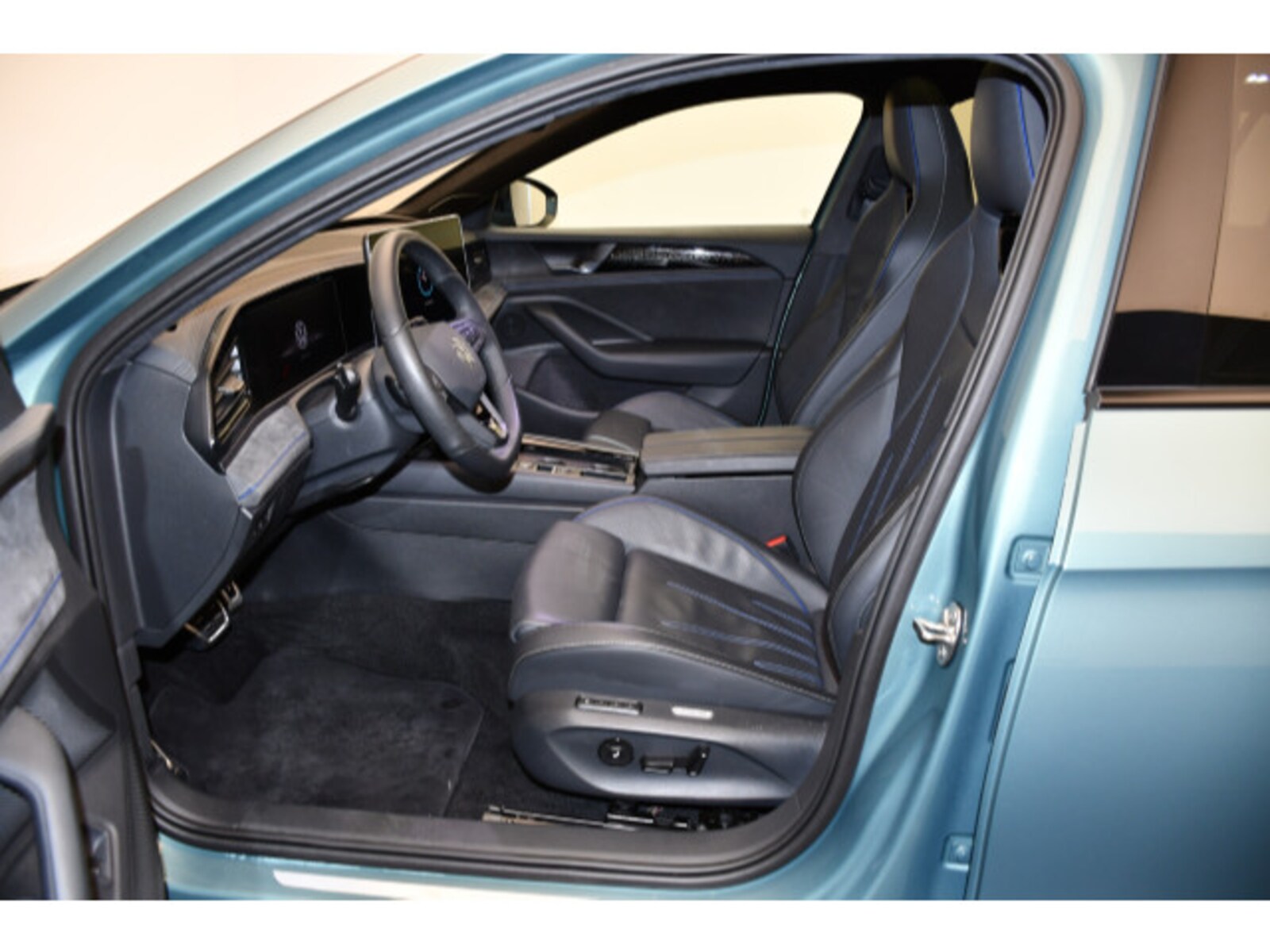 Volkswagen Passat – Bild 3