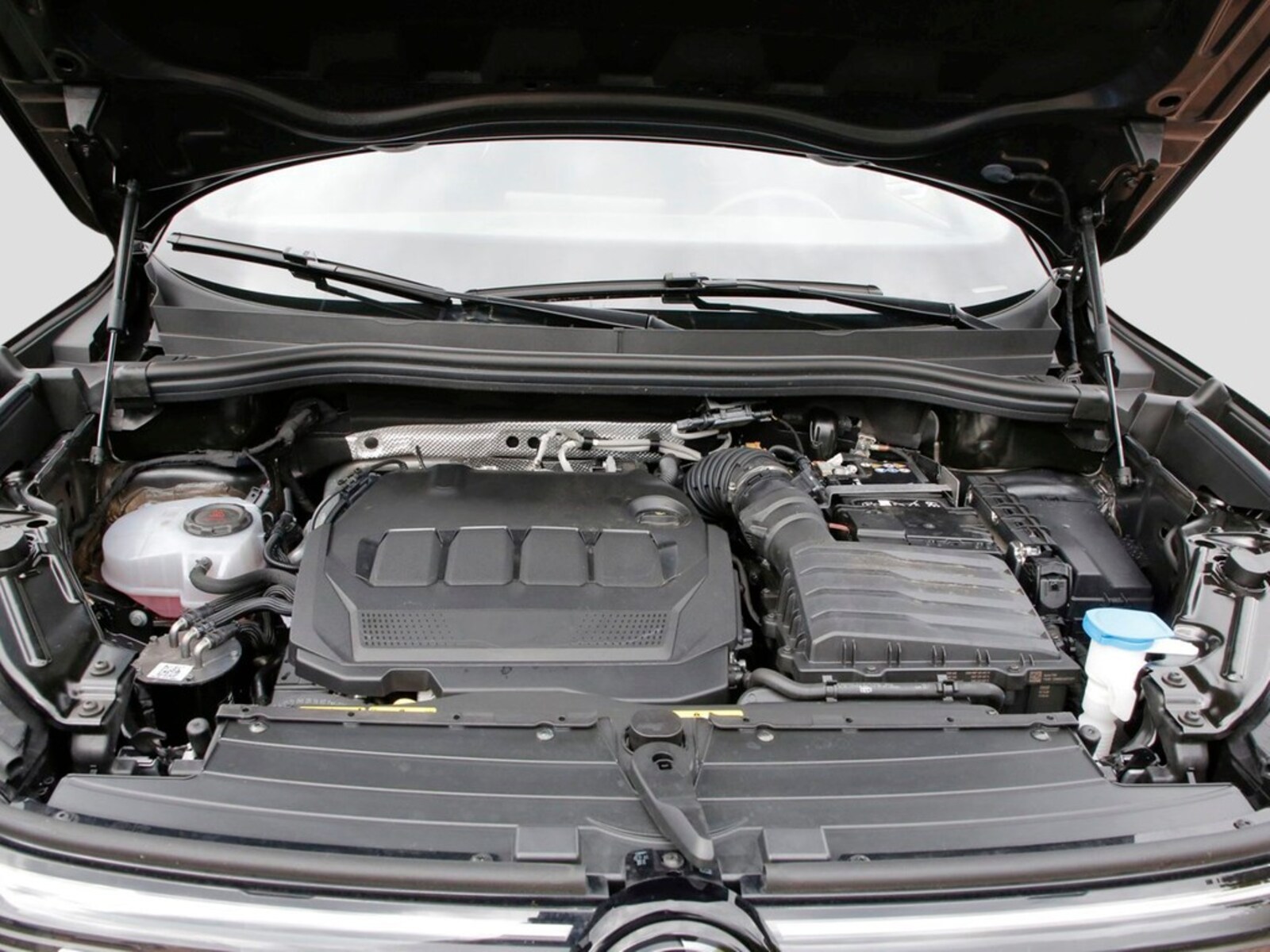 Volkswagen Tiguan – Bild 8