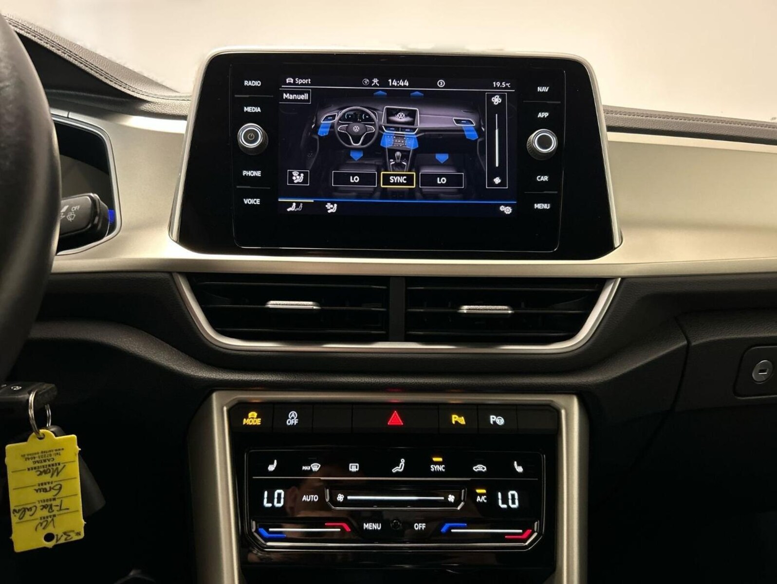 Volkswagen T-Roc Cabriolet – Bild 15