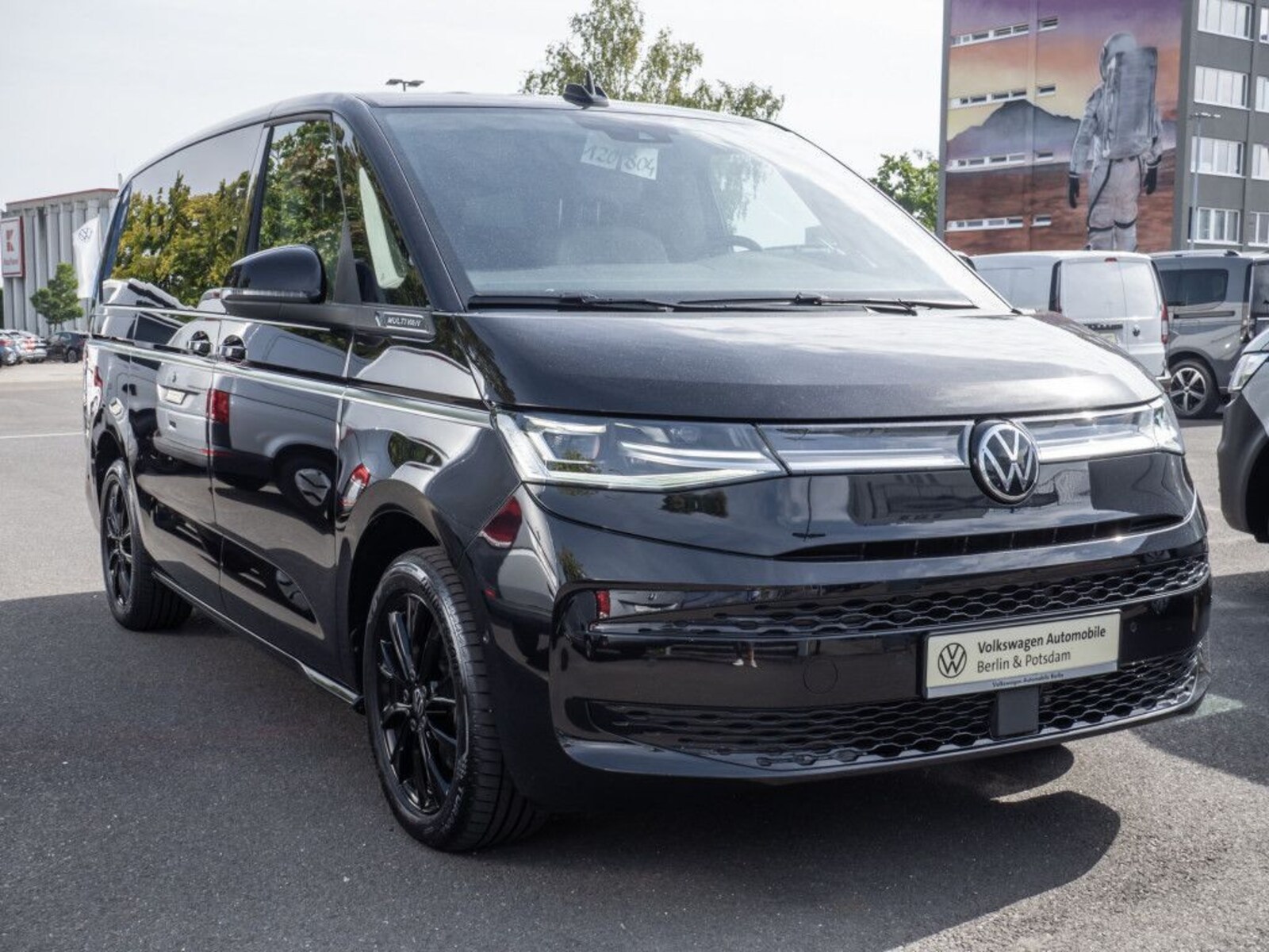 Volkswagen Multivan Langversion – Bild 3