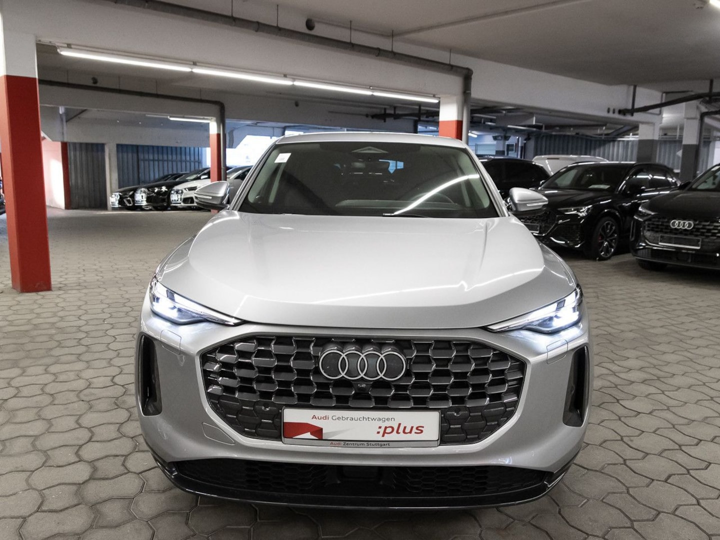 Bild über Audi Q5 Sportback TDI quattro 150 kW S tronic - für weitere Informationen kontaktieren Sie den Audi Partner