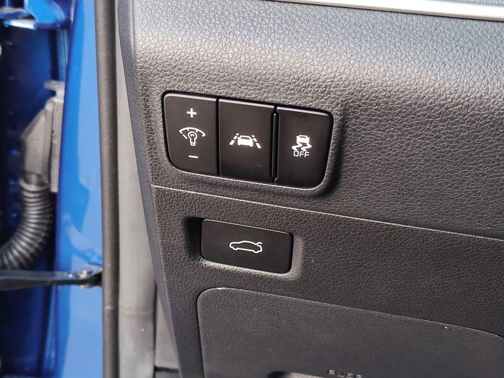 2023 Kia K5 GT-Line - Photo 23