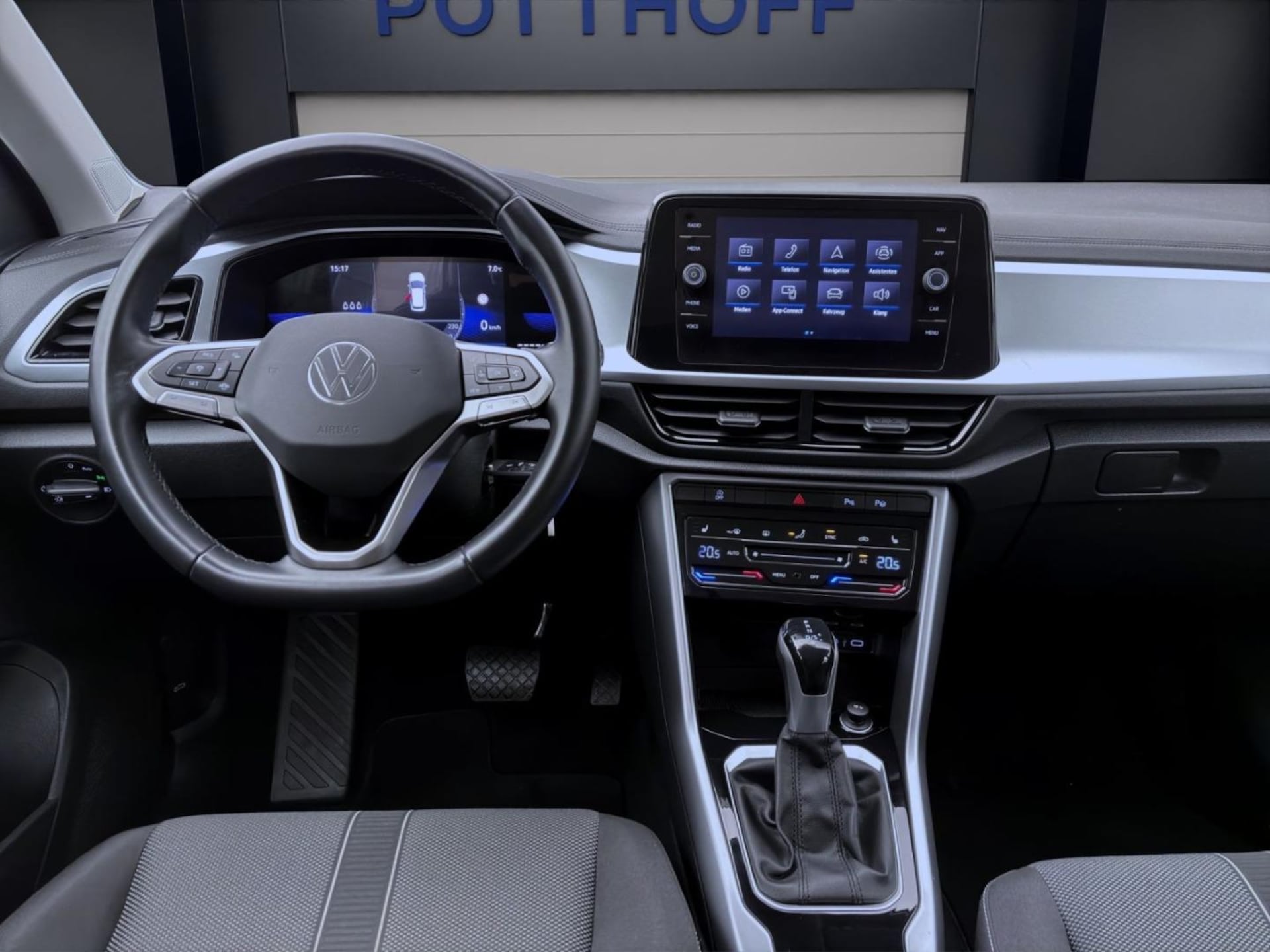 Volkswagen T-Roc Life