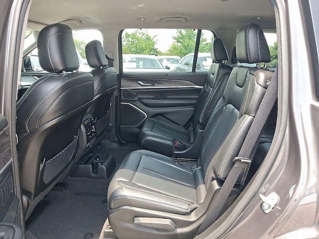 2022 Jeep Grand Cherokee L Limited - Photo 10