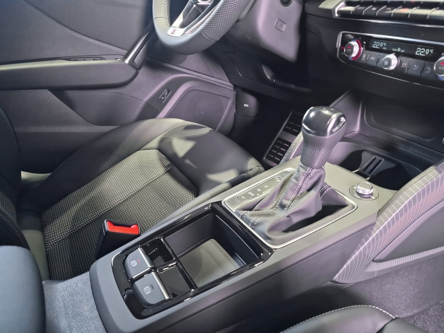 Bild über Audi Q2 S line 35 TFSI S tronic - für weitere Informationen kontaktieren Sie den Audi Partner