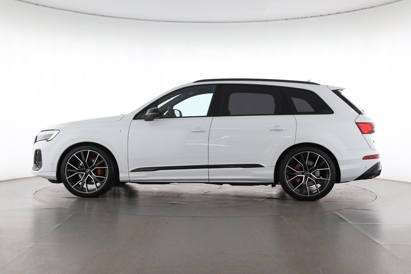 Bild über Audi Q7 SUV S line business TFSI quattro 250 kW tiptronic - für weitere Informationen kontaktieren Sie den Audi Partner