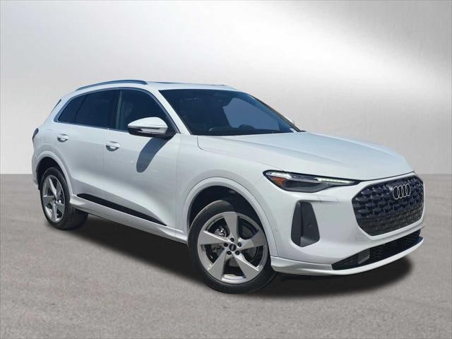 2025 Audi New Q5 Premium Plus's photo