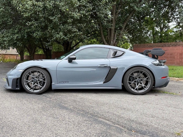 2024 Porsche 718 Cayman