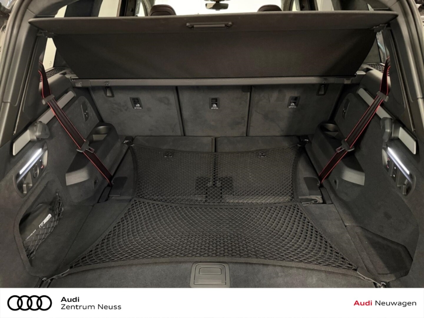 Bild über Audi Q7 SUV TDI quattro 220 kW tiptronic - für weitere Informationen kontaktieren Sie den Audi Partner