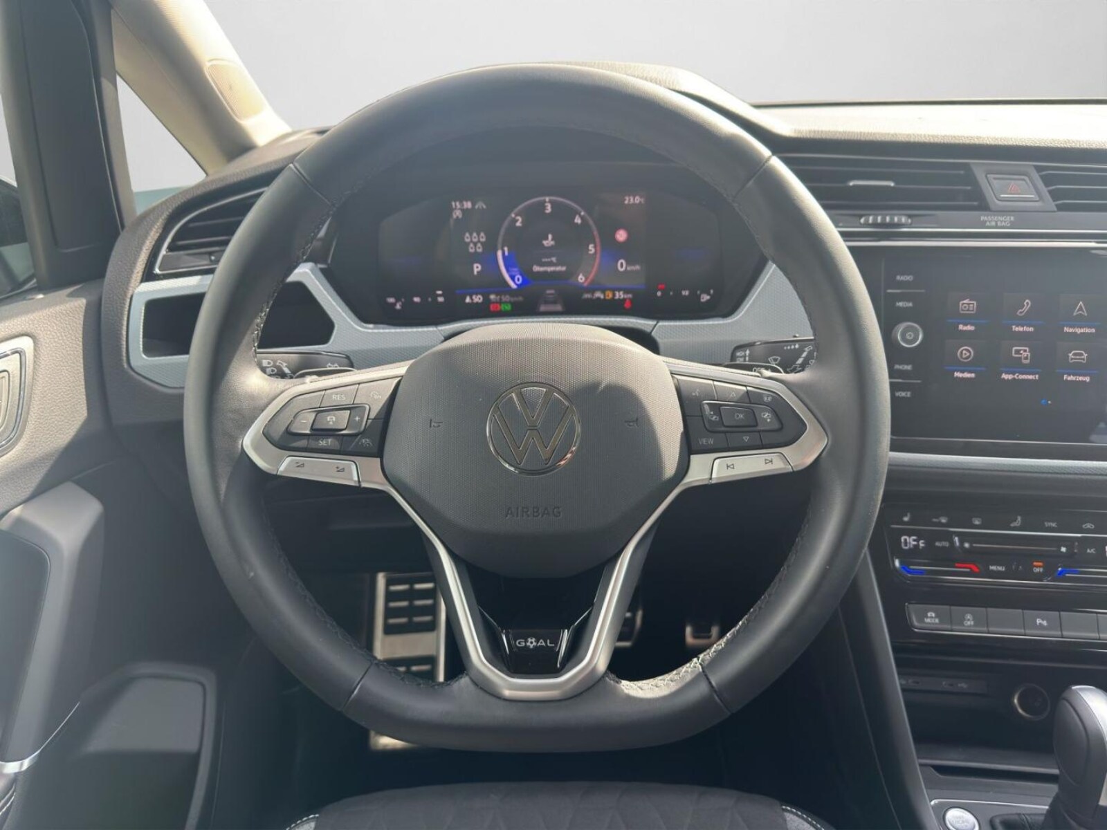 Volkswagen Touran – Bild 9