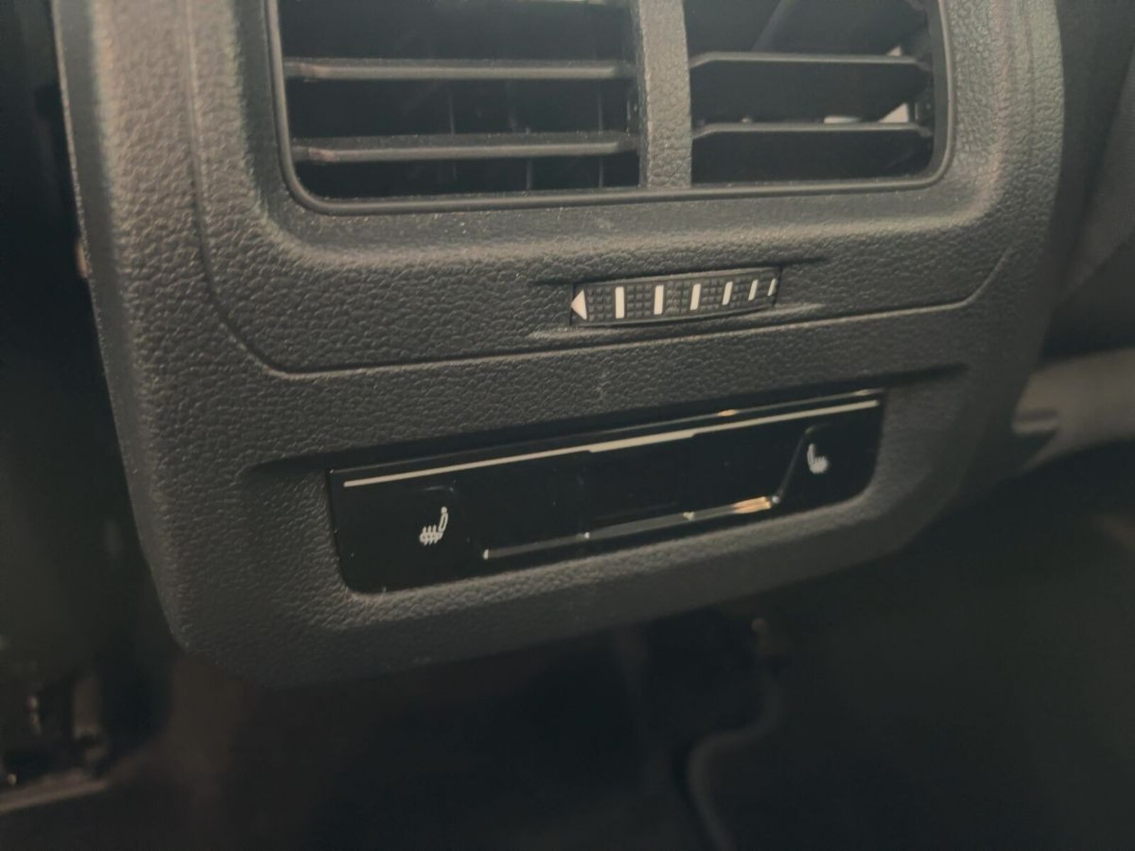 Volkswagen Touran – Bild 17