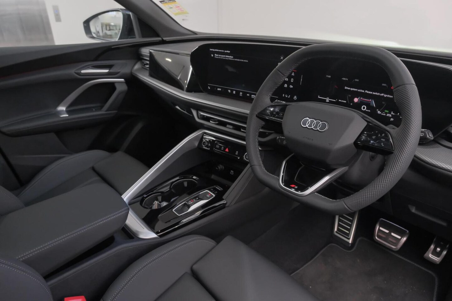 Image about Audi Q5 SUV TFSI quattro 200 kW sport