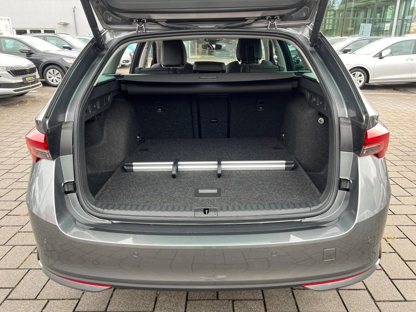 Škoda Octavia Combi – Bild 16