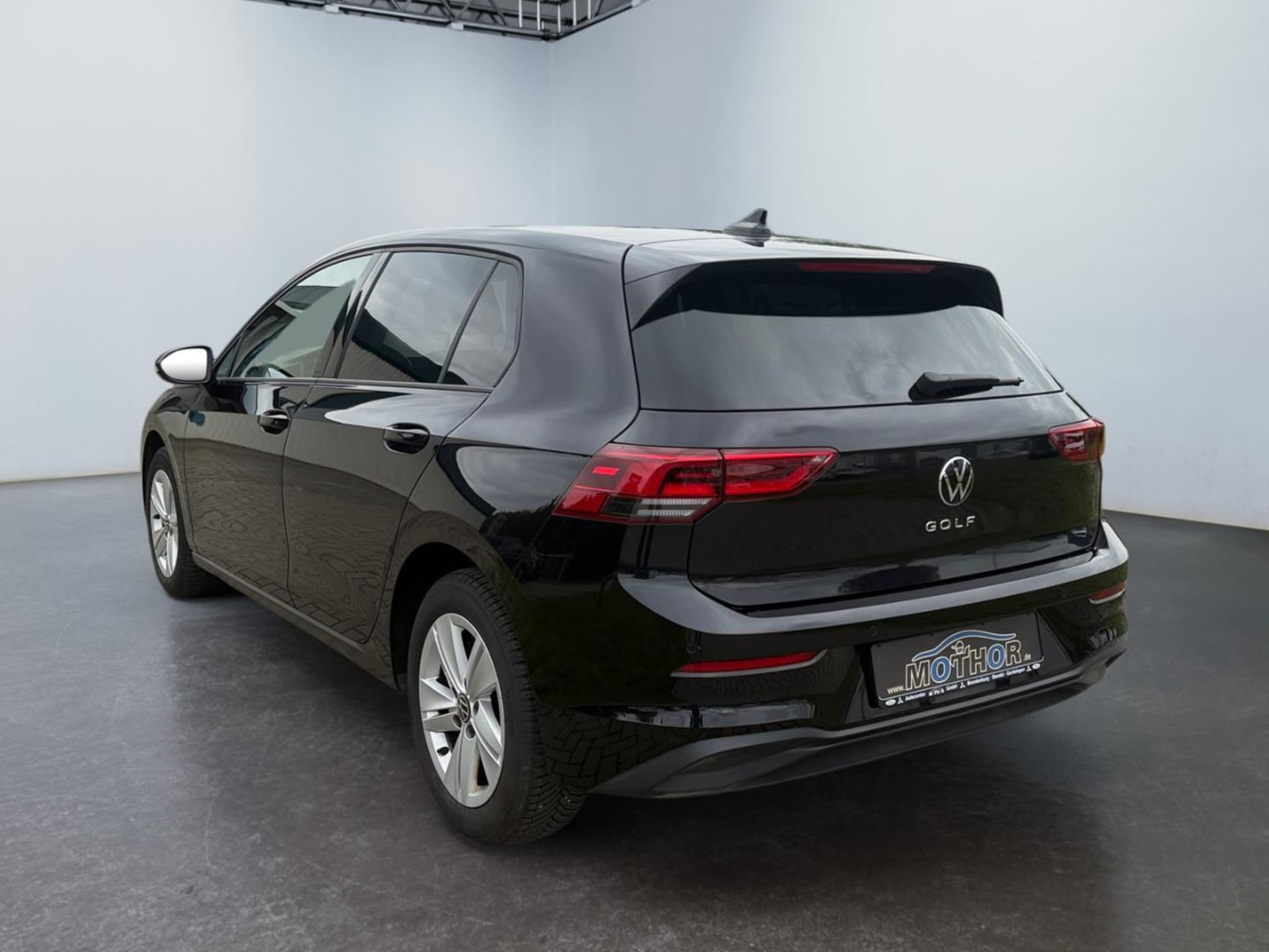 Volkswagen Golf Life