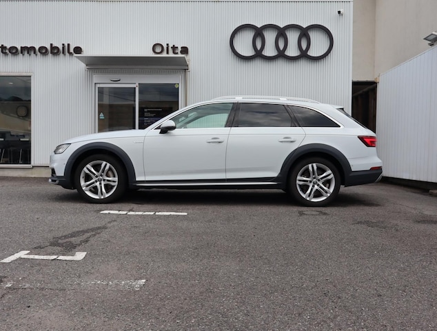 Audi A4 allroad quattro 45 TFSI for more details contact your dealer