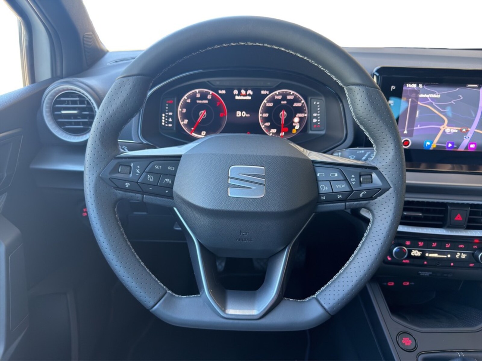 SEAT Arona – Bild 11