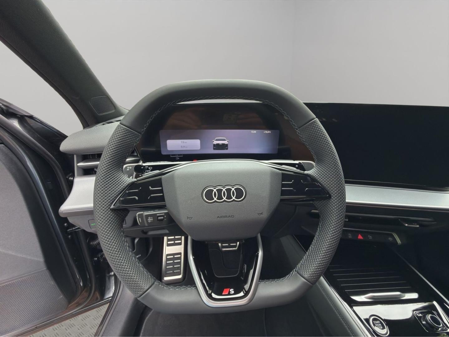 Bild über Audi Q3 Sportback TFSI 110 kW S tronic - für weitere Informationen kontaktieren Sie den Audi Partner