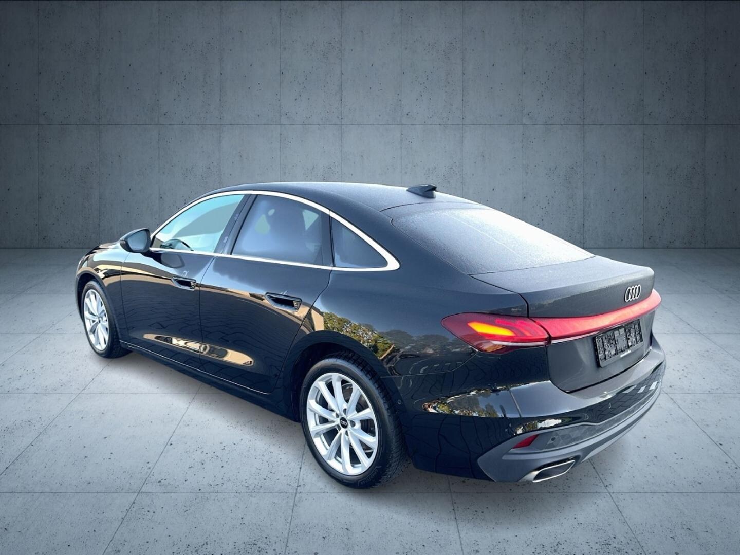 Bild über Audi A5 Limousine TFSI S tronic - für weitere Informationen kontaktieren Sie den Audi Partner