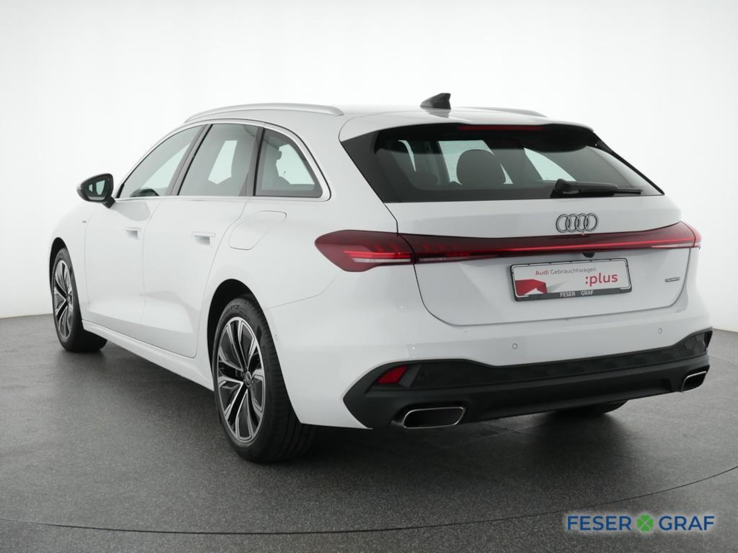 Bild über Audi A5 Avant e-hybrid e-hybrid quattro 220 kW S tronic - für weitere Informationen kontaktieren Sie den Audi Partner