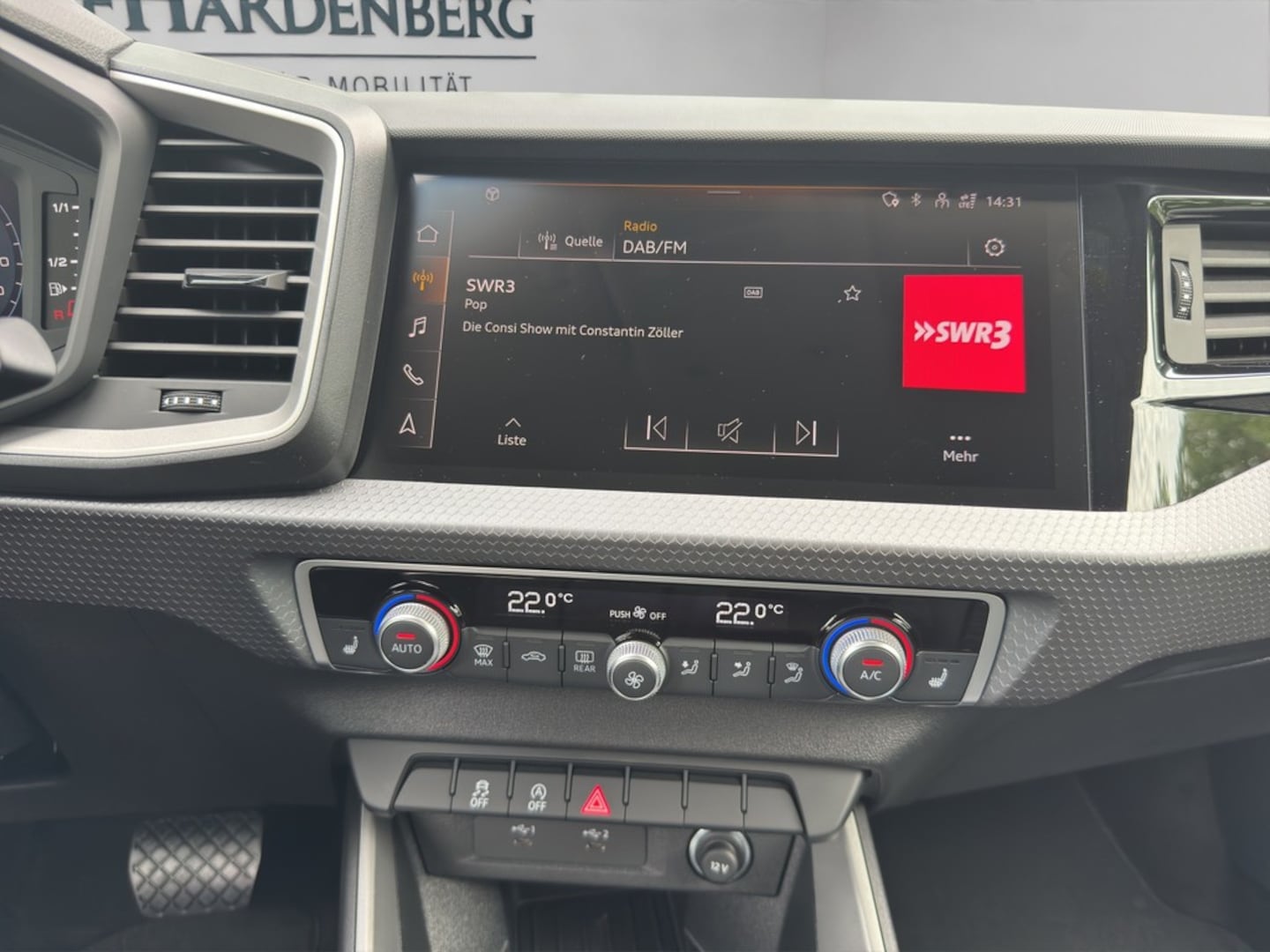Bild über Audi A1 Sportback S line 25 TFSI S tronic - für weitere Informationen kontaktieren Sie den Audi Partner