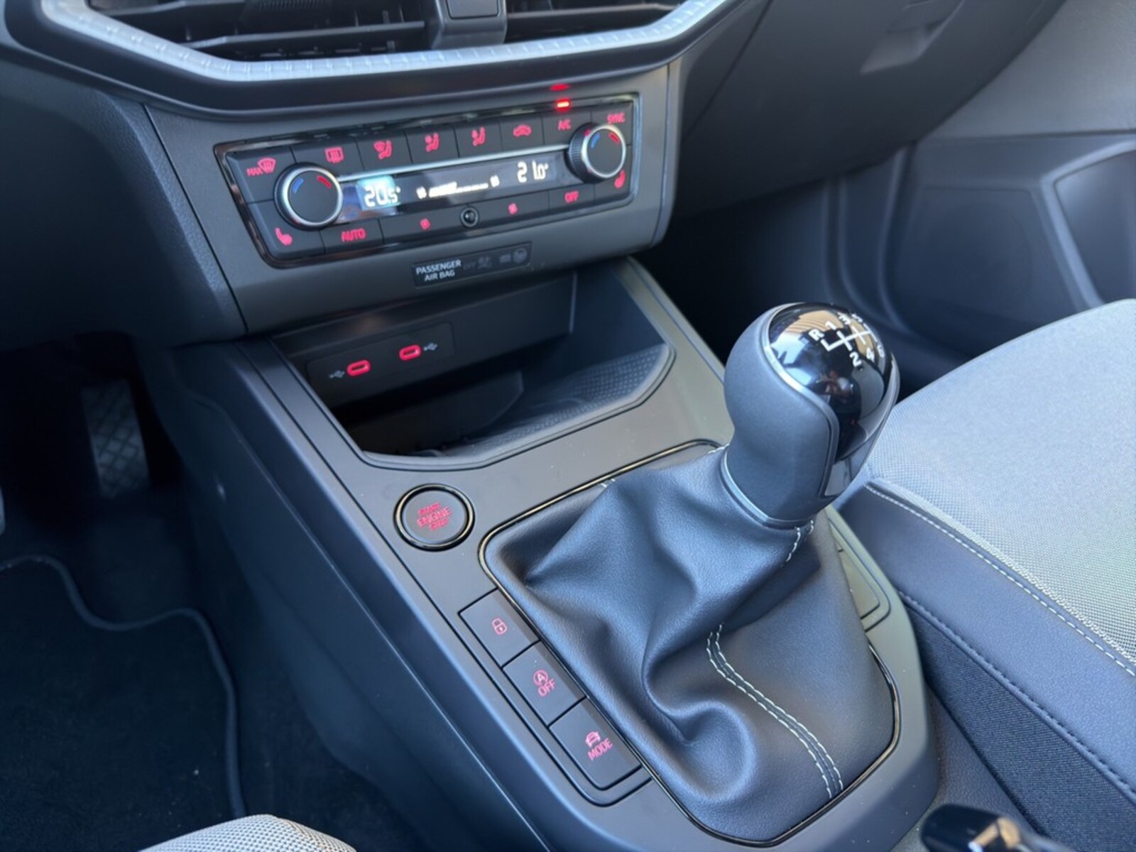 SEAT Arona – Bild 13