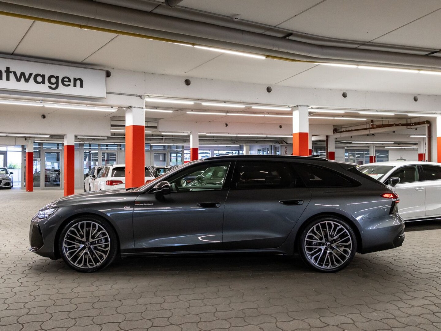 Bild über Audi A6 Avant TDI quattro 150 kW S tronic - für weitere Informationen kontaktieren Sie den Audi Partner