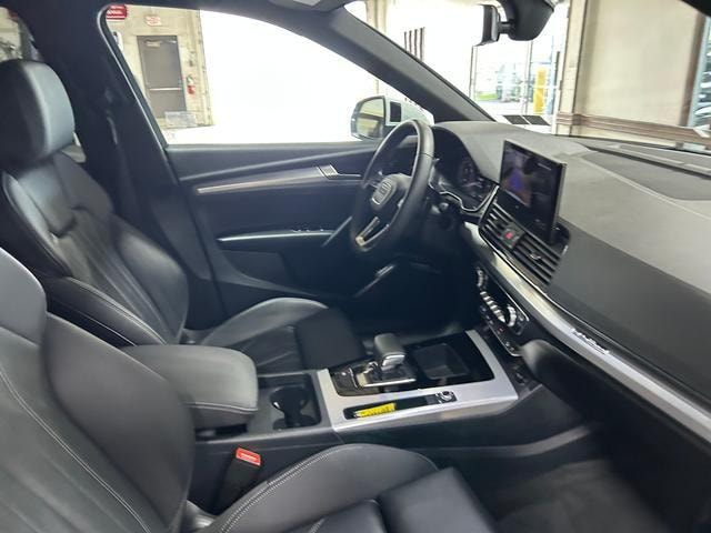 2025 Audi Q5 Premium - Photo 25