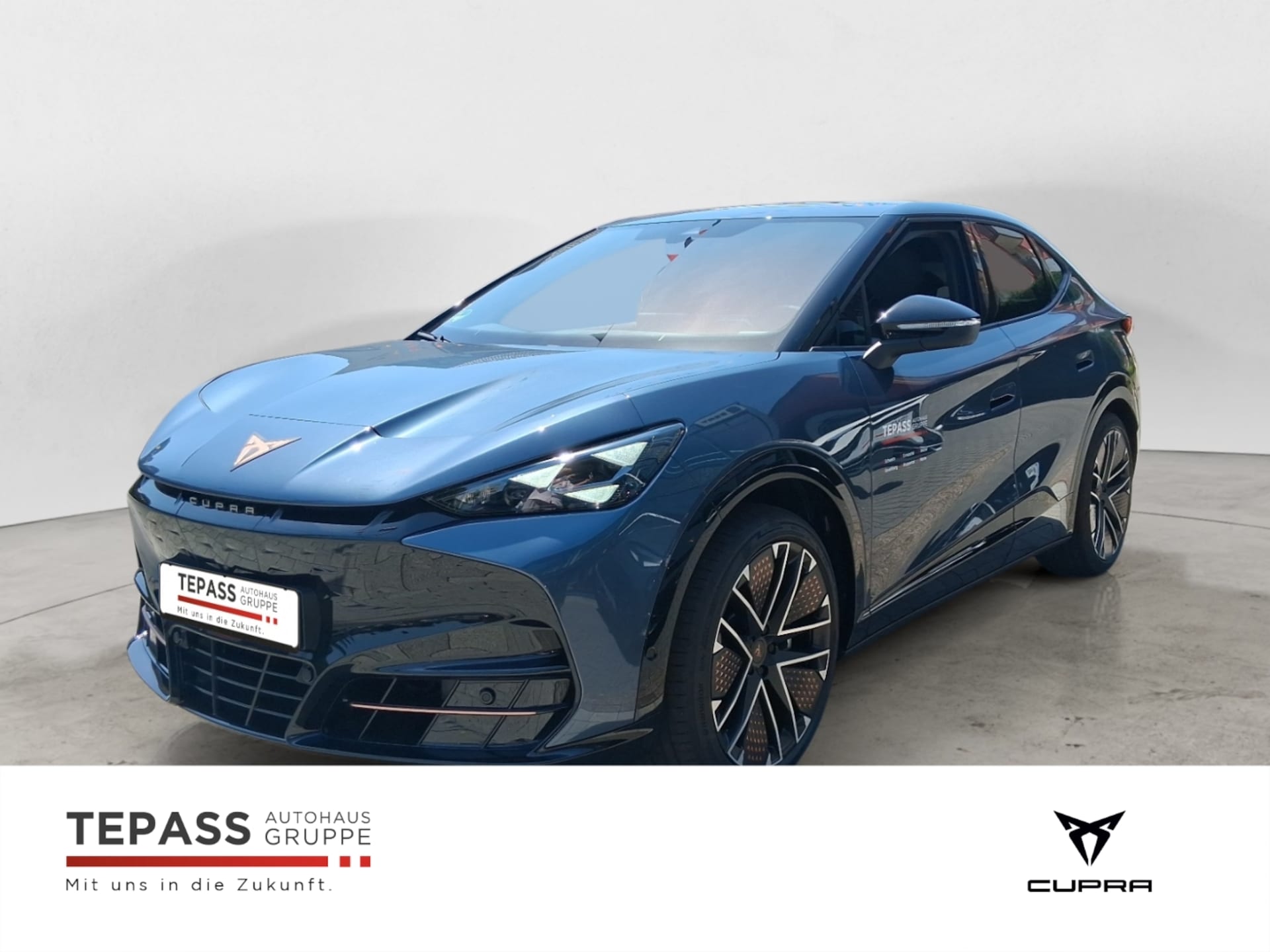 CUPRA Tavascan VZ