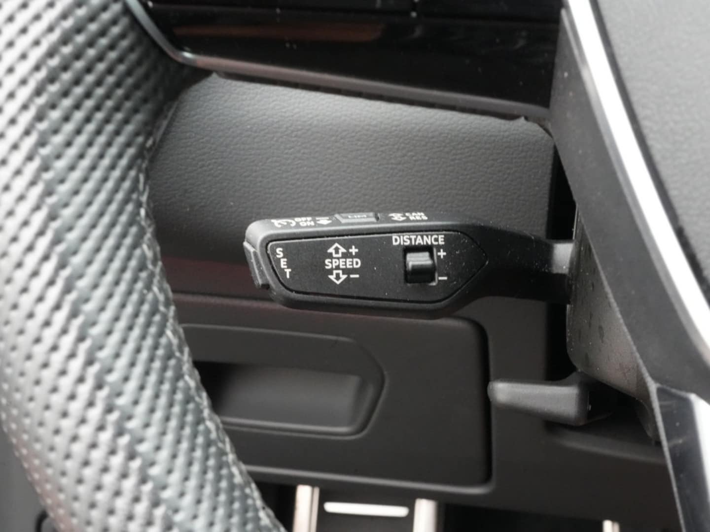 Bild über Audi S6 Avant TDI quattro tiptronic - für weitere Informationen kontaktieren Sie den Audi Partner