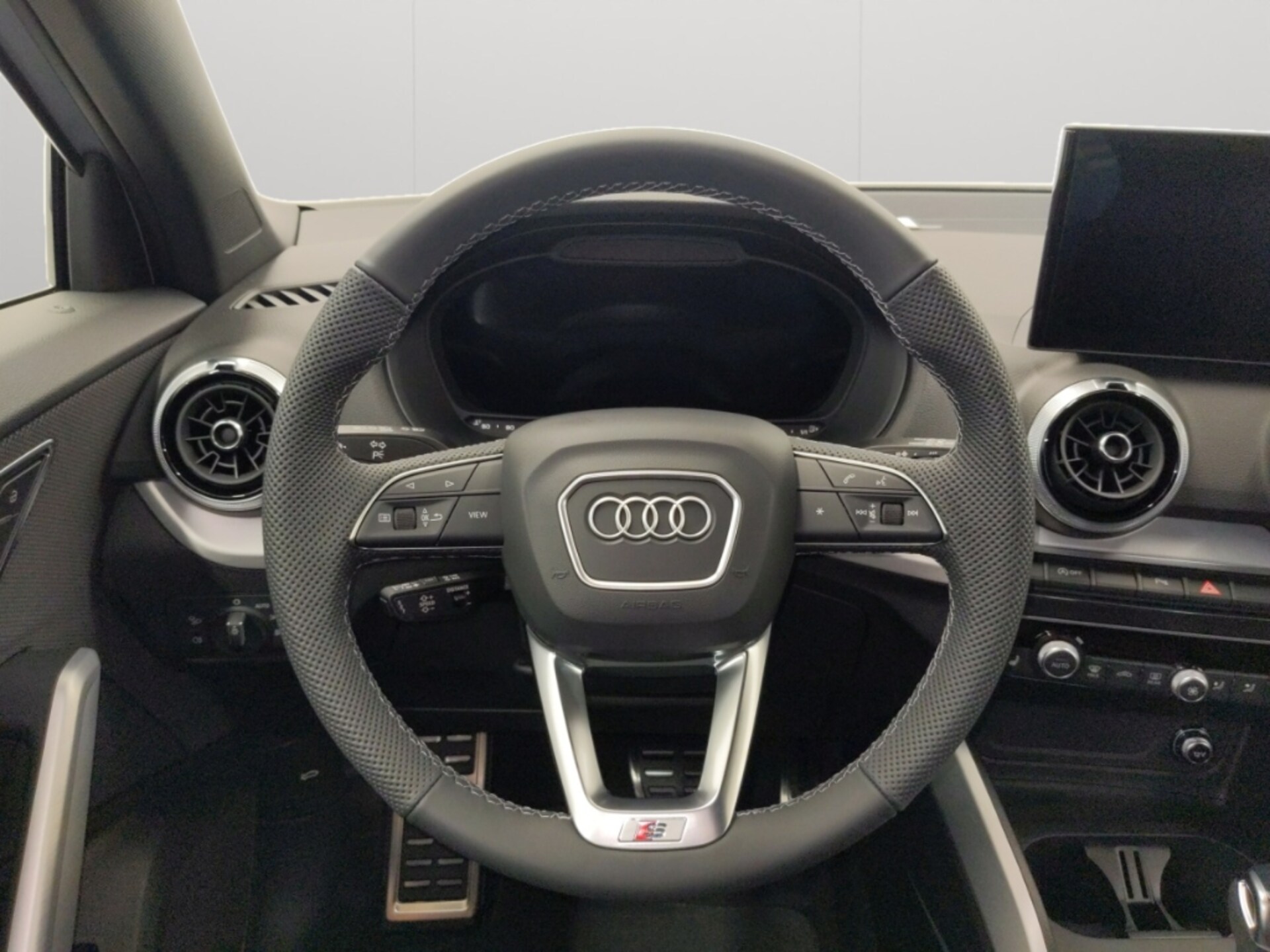 Audi Q2 S line