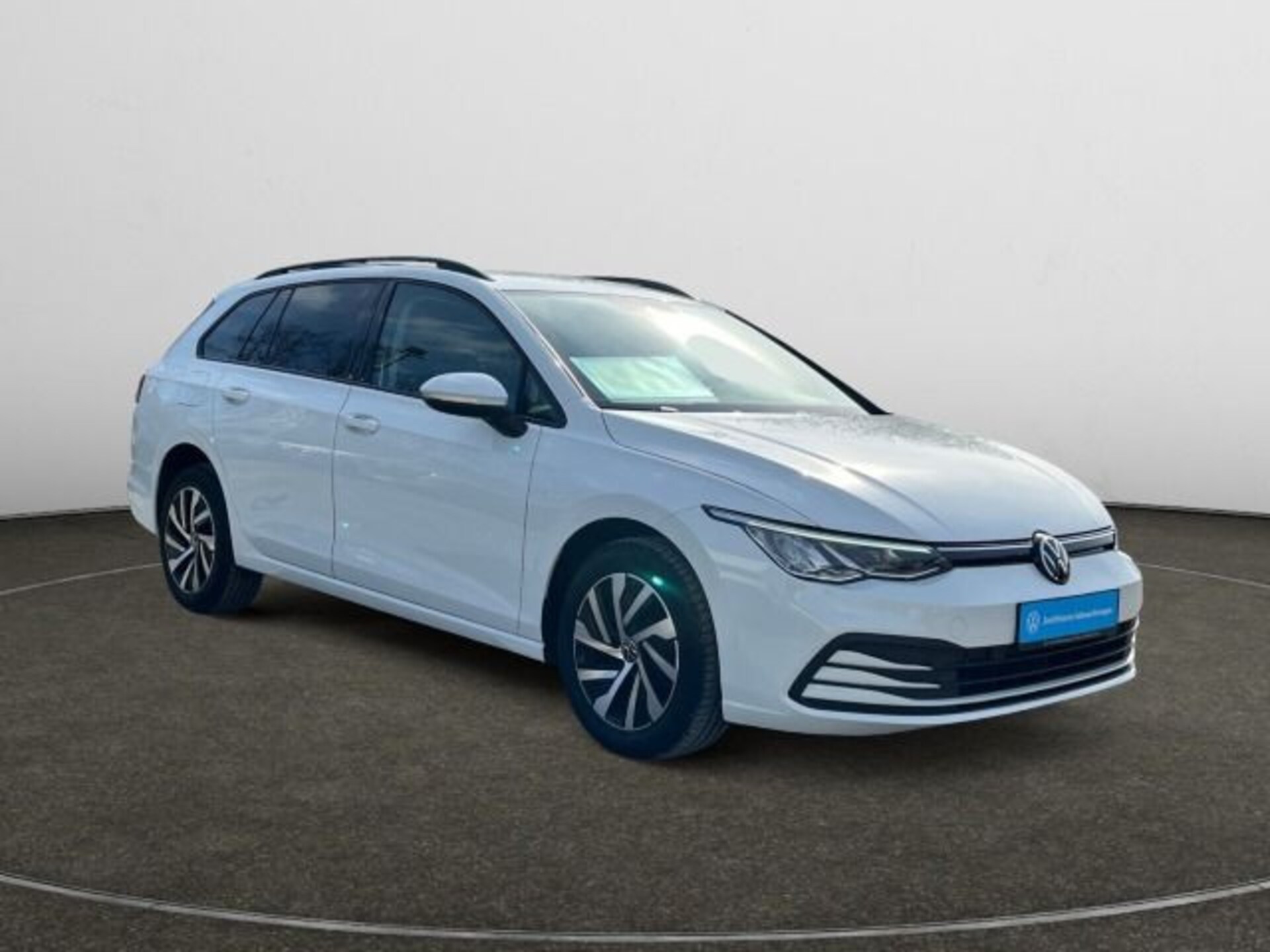 Volkswagen Golf Variant Life