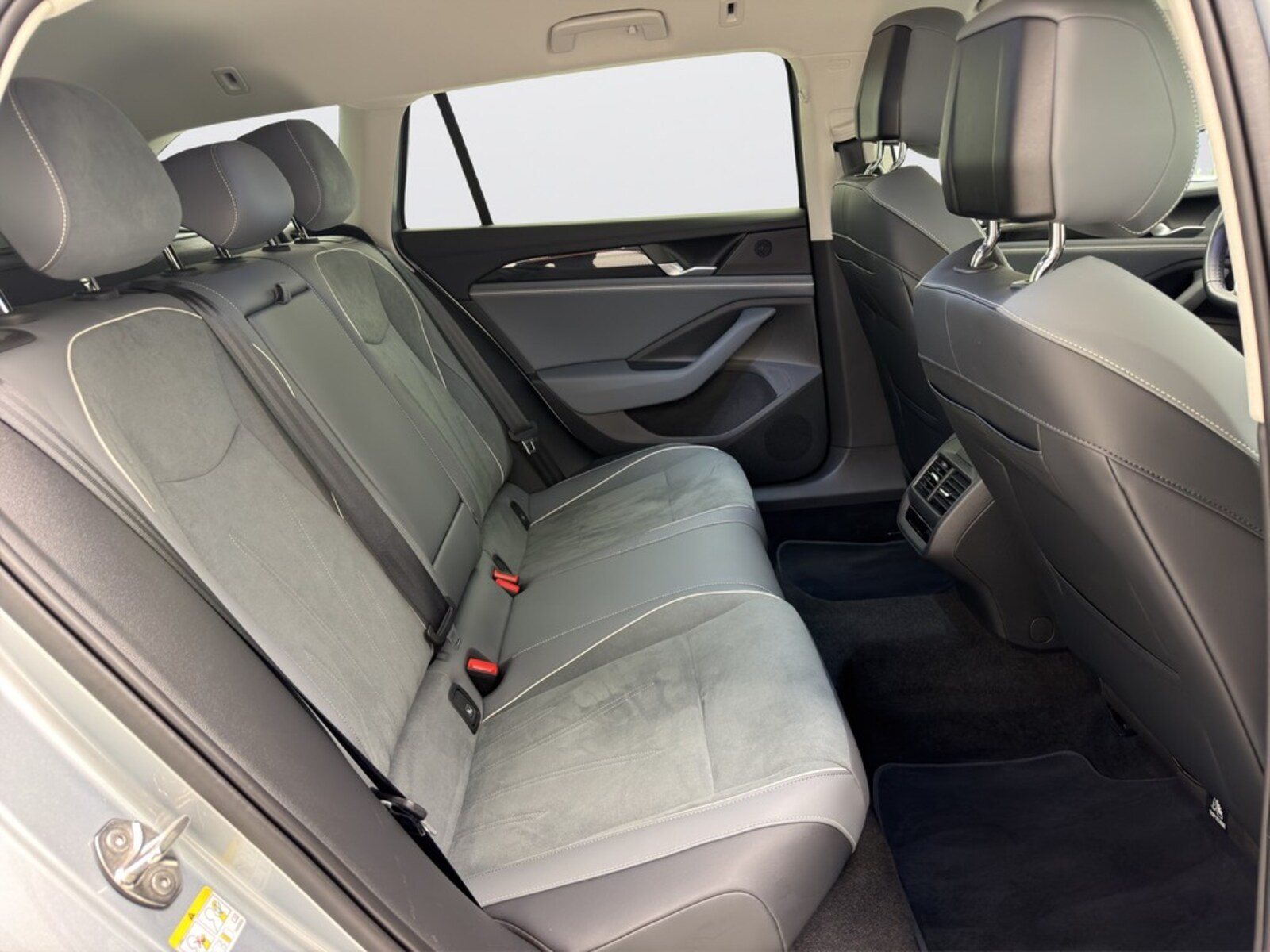 Volkswagen Passat – Bild 17