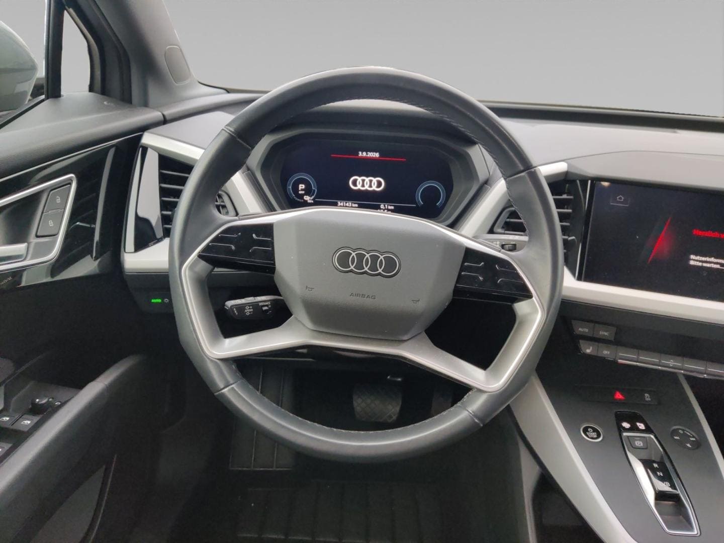 Bild über Audi Q4 e-tron 40 e-tron - für weitere Informationen kontaktieren Sie den Audi Partner