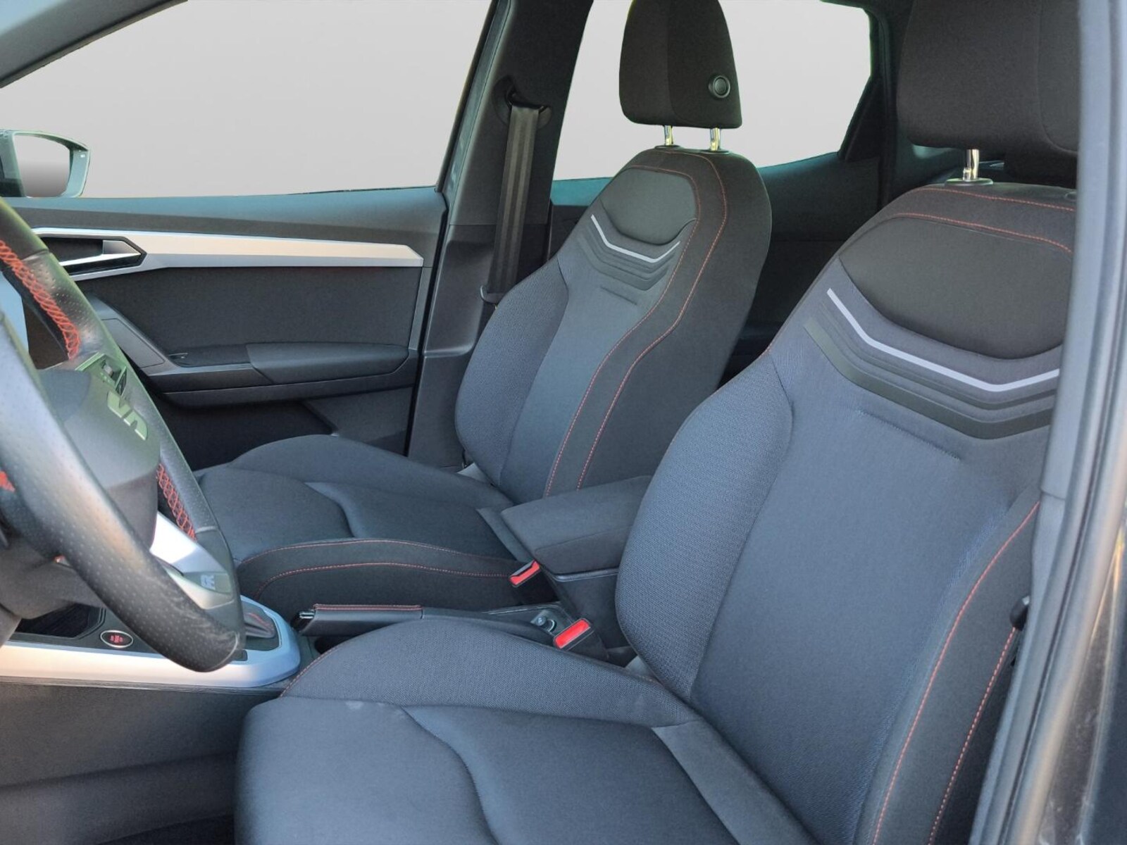 SEAT Arona – Bild 12