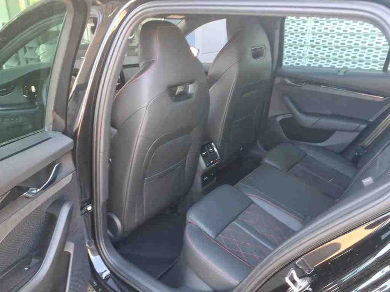 Škoda Octavia Combi – Bild 8