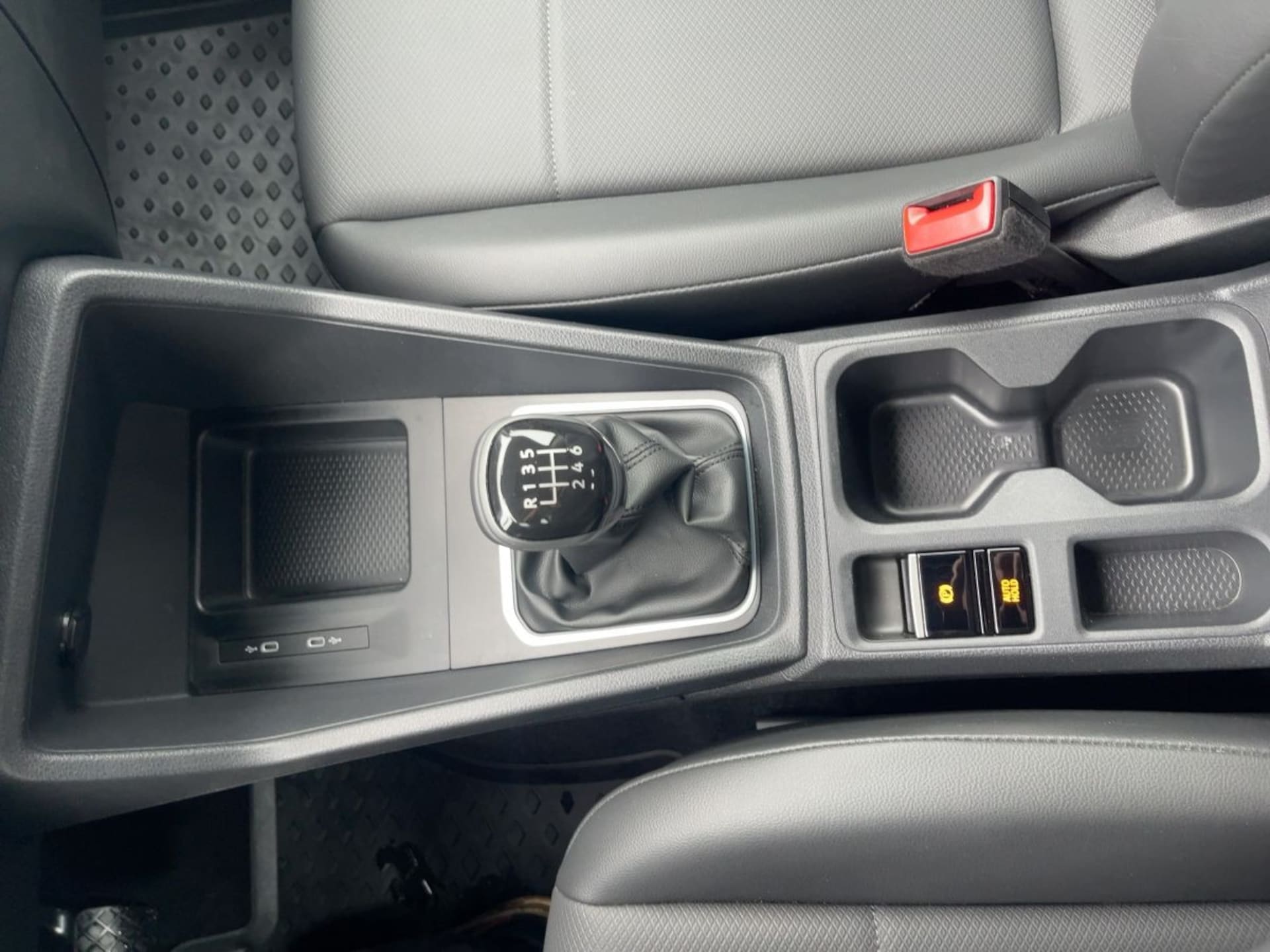 Volkswagen Caddy Basis-Modell