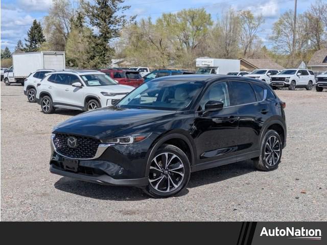 2023 Mazda CX-5 S Premium package