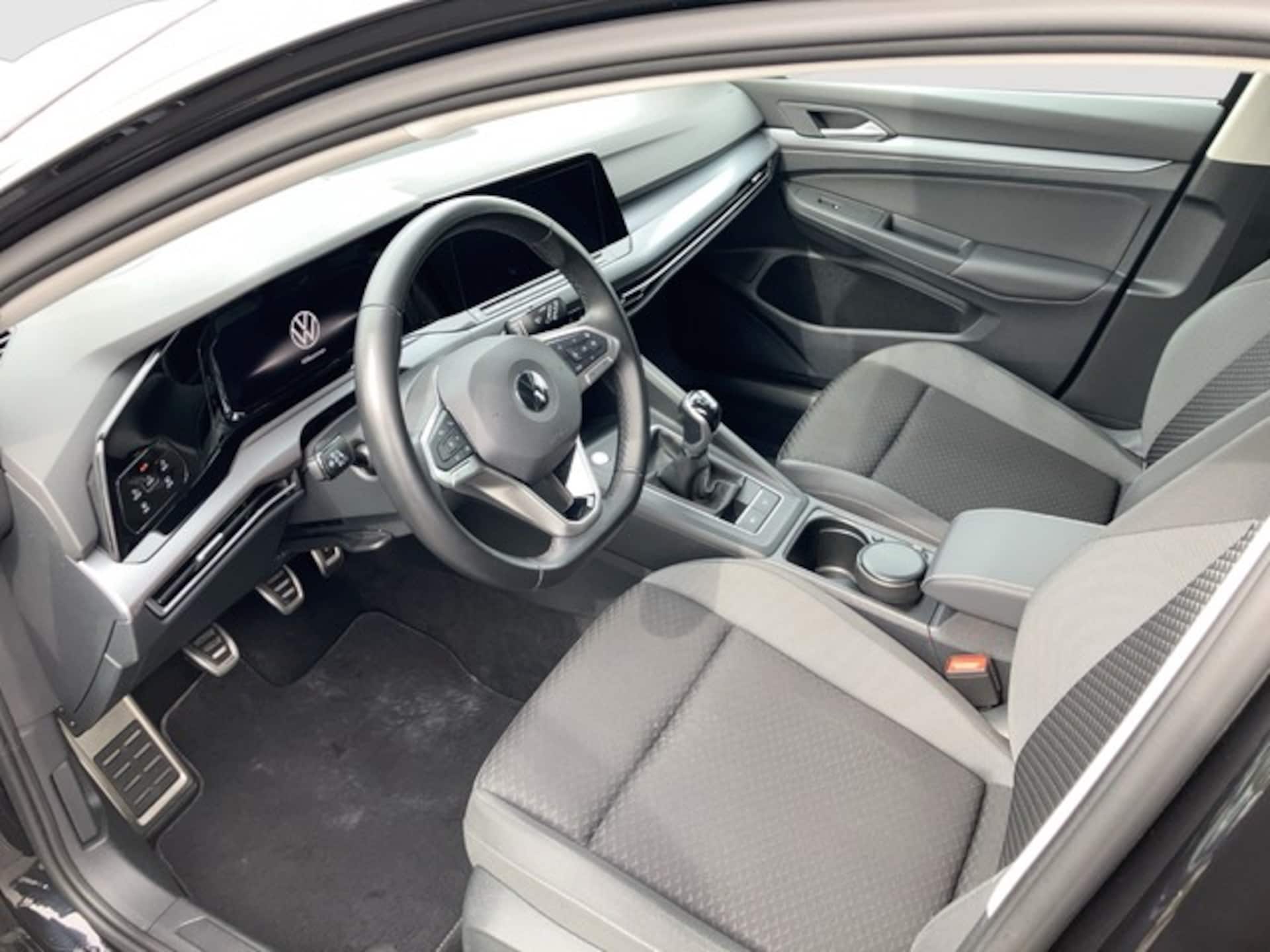 Volkswagen Golf Active