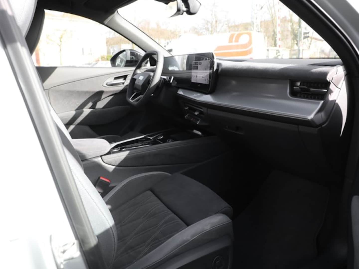 Bild über Audi Q3 SUV e-hybrid e-hybrid 200 kW S tronic - für weitere Informationen kontaktieren Sie den Audi Partner