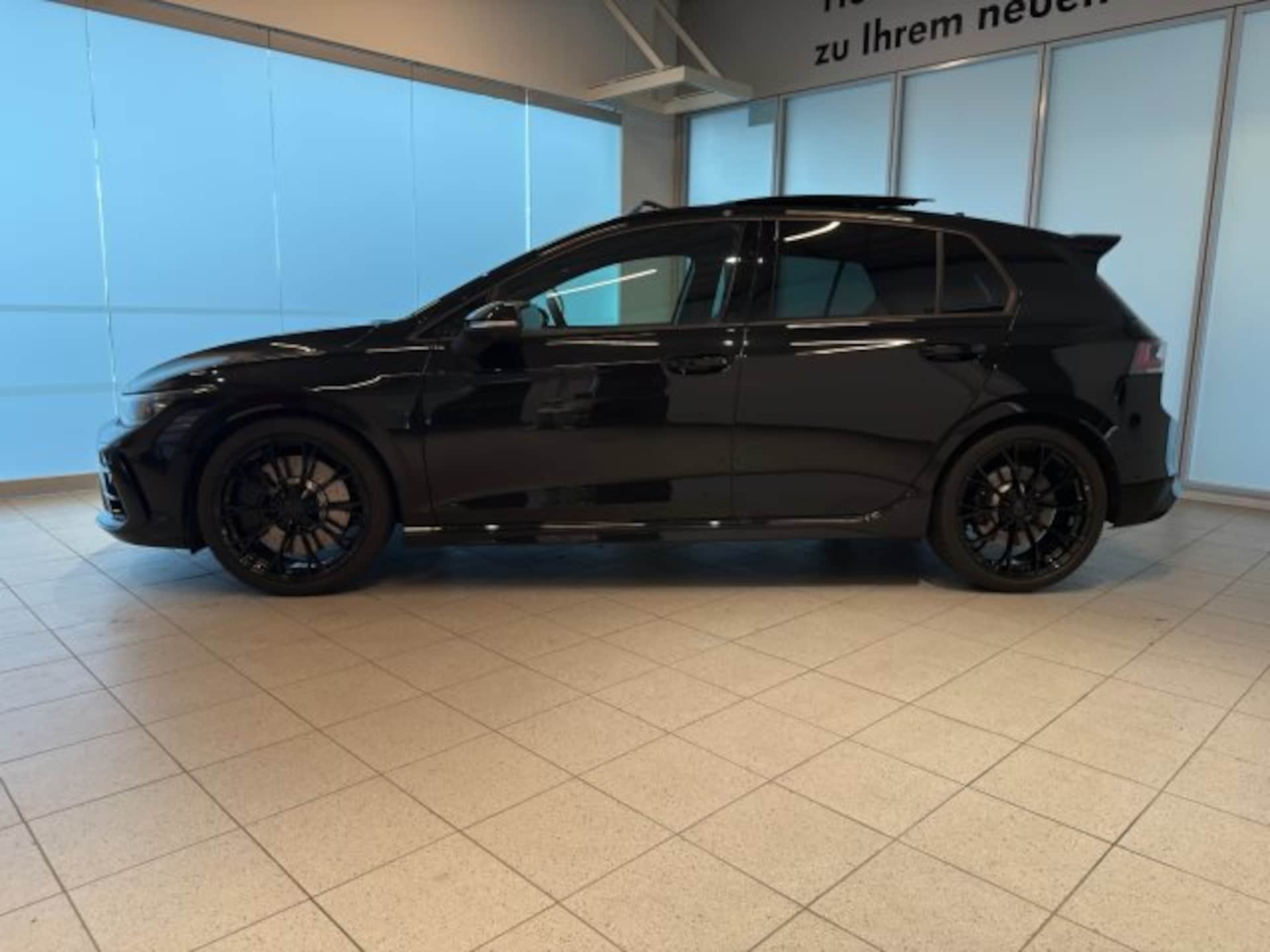 Volkswagen Golf R Black Edition