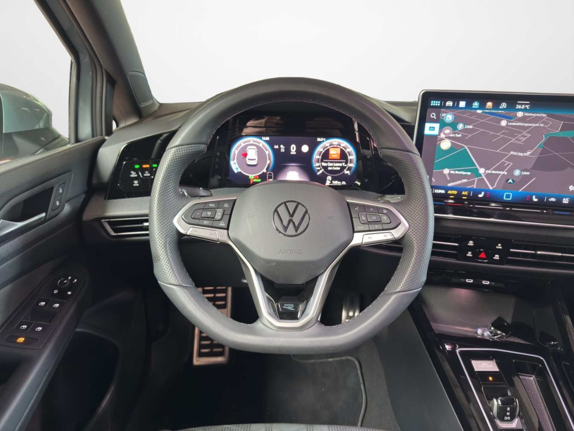 Volkswagen Golf R-Line
