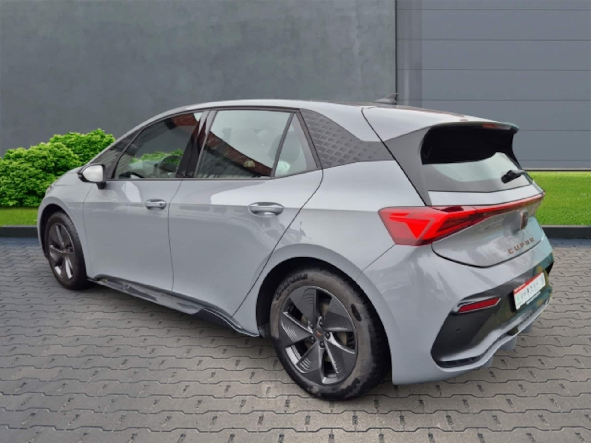 CUPRA Born