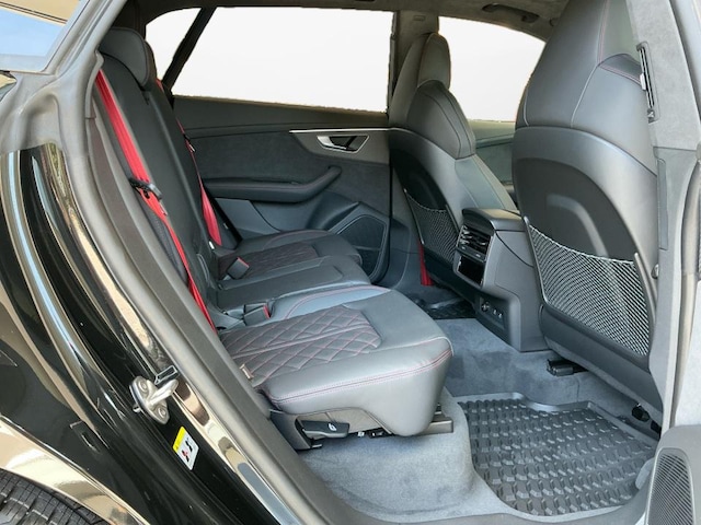 2026 Audi SQ8 Prestige - Photo 12
