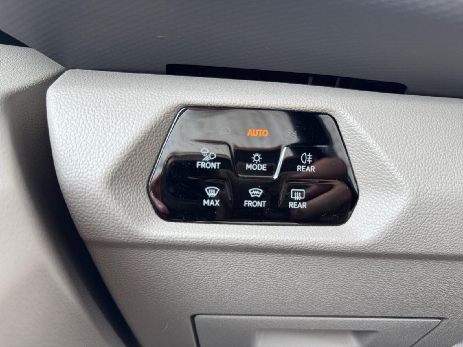 Volkswagen Multivan Langversion – Bild 17