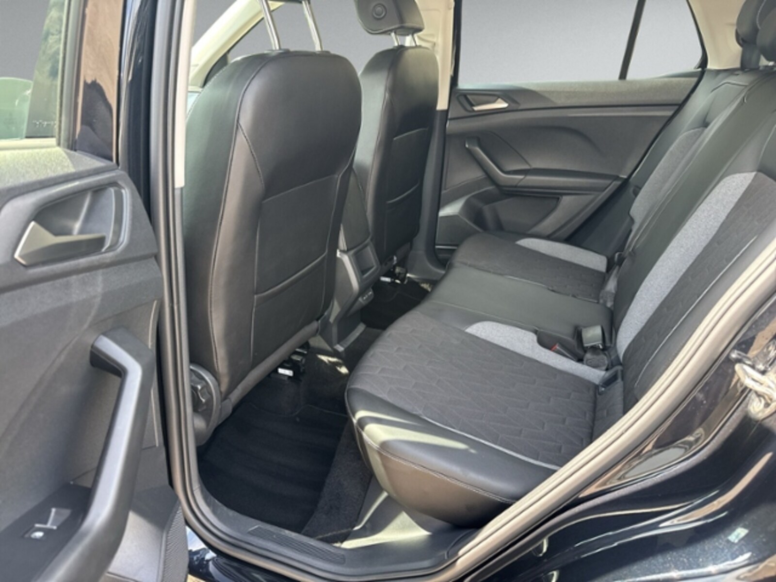 Volkswagen T-Cross – Bild 10