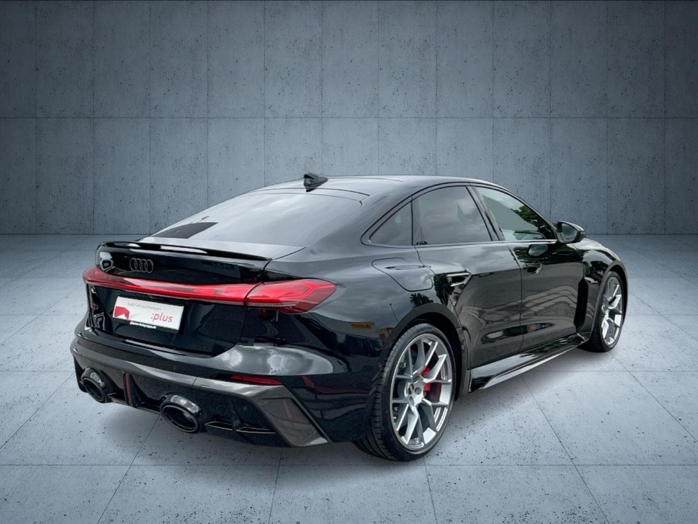 Bild über Audi RS 5 Limousine TFSI quattro 470 kW tiptronic - für weitere Informationen kontaktieren Sie den Audi Partner
