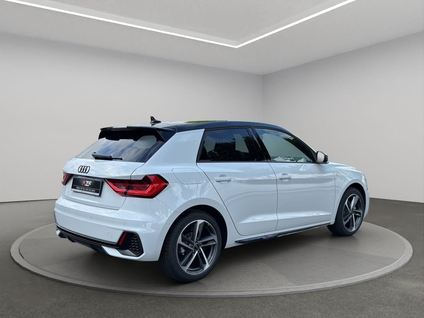 Bild über Audi A1 Sportback S line 35 TFSI S tronic - für weitere Informationen kontaktieren Sie den Audi Partner