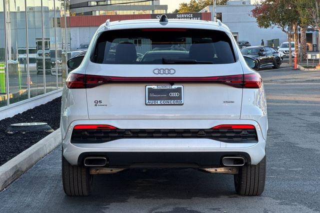 2025 Audi Q5 Premium - Photo 5